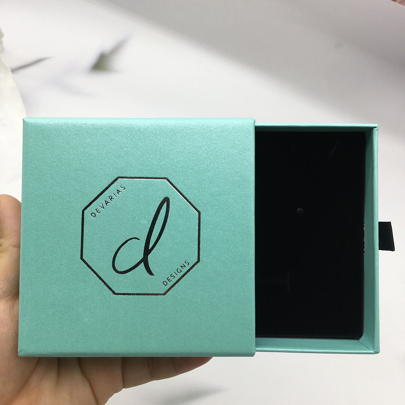 50 قطعة صندوق مجوهرات صلب قابل - مراجعة Box Bag Rigid وسعره