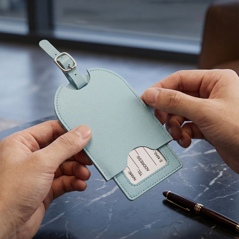 بطاقة تعريف أمتعة السفر للنساء - مراجعة Women Bags Name وسعره