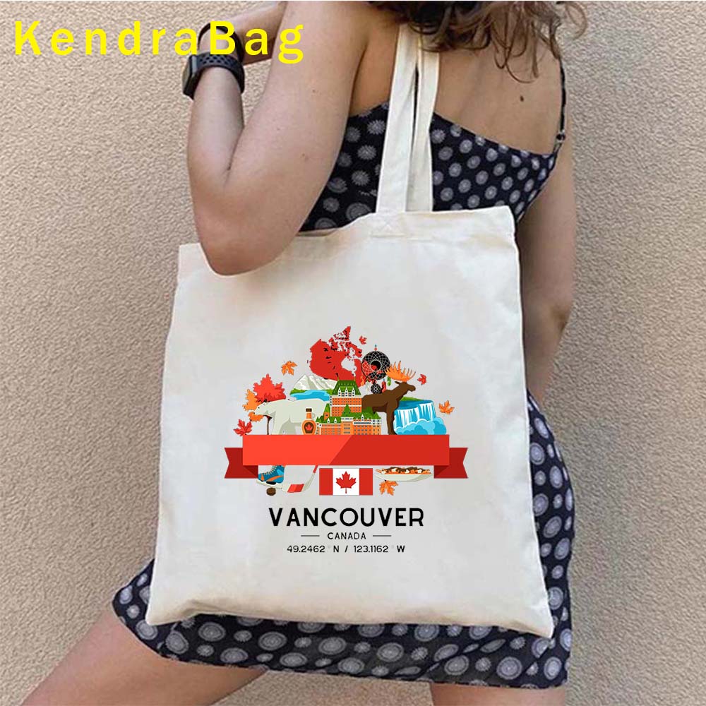 يوم سعيد كندا الكندي السياحية  - مراجعة Women Bags In Canada وسعره