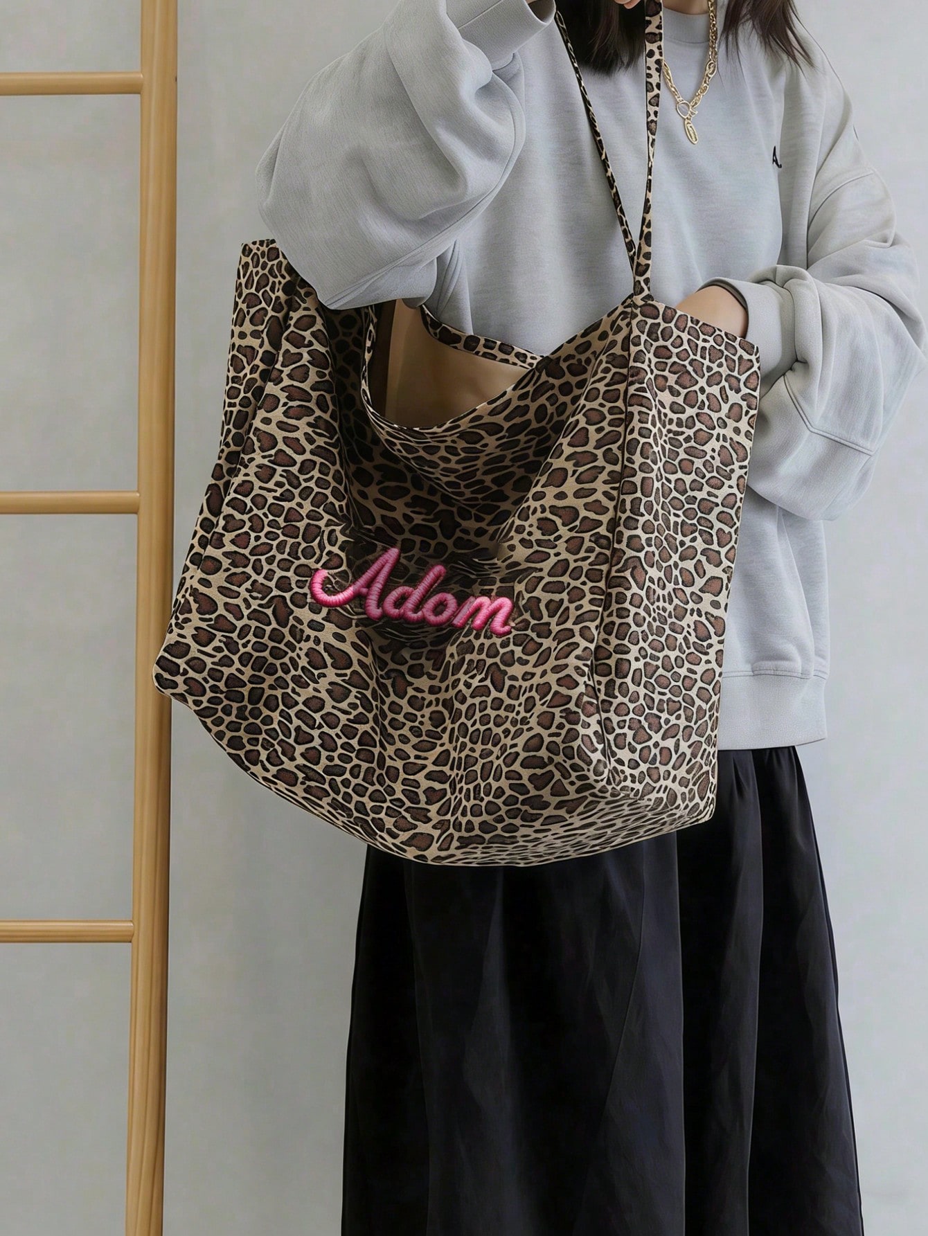 حقيبة يد نسائية كبيرة السعة بط - مراجعة Women Bags Name وسعره