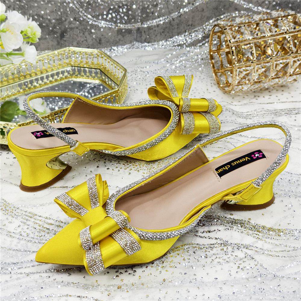 مجموعة أنيقة من حذاء كعب عالٍ  - مراجعة Women Bags For Wedding وسعره